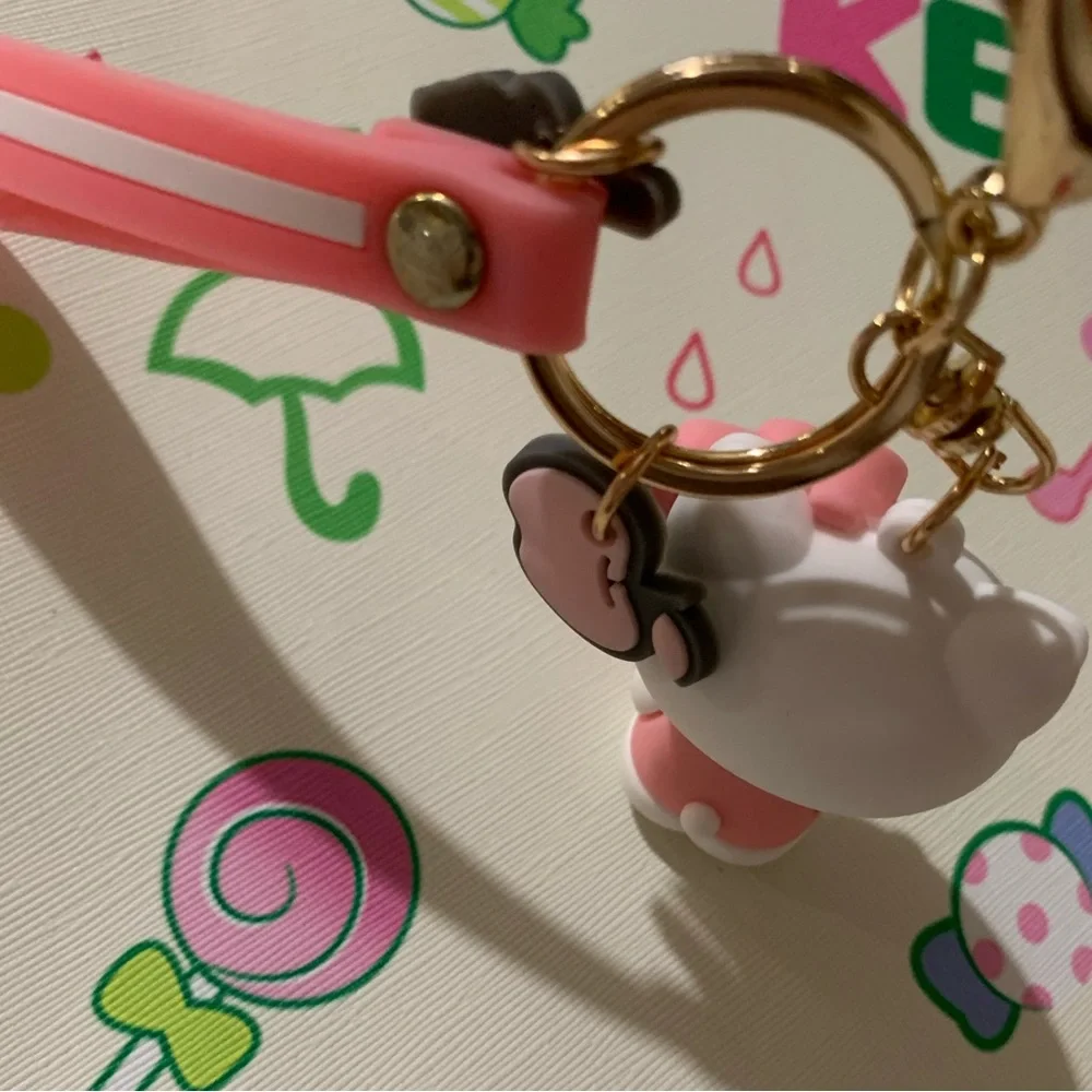 Hello Kitty Pink Keychain - Picture 10 of 16